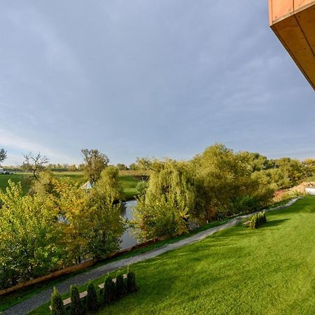 Il Lago - Turquoise - Cozy Luxurious Smart Home By The Lake Voluntari Exterior foto